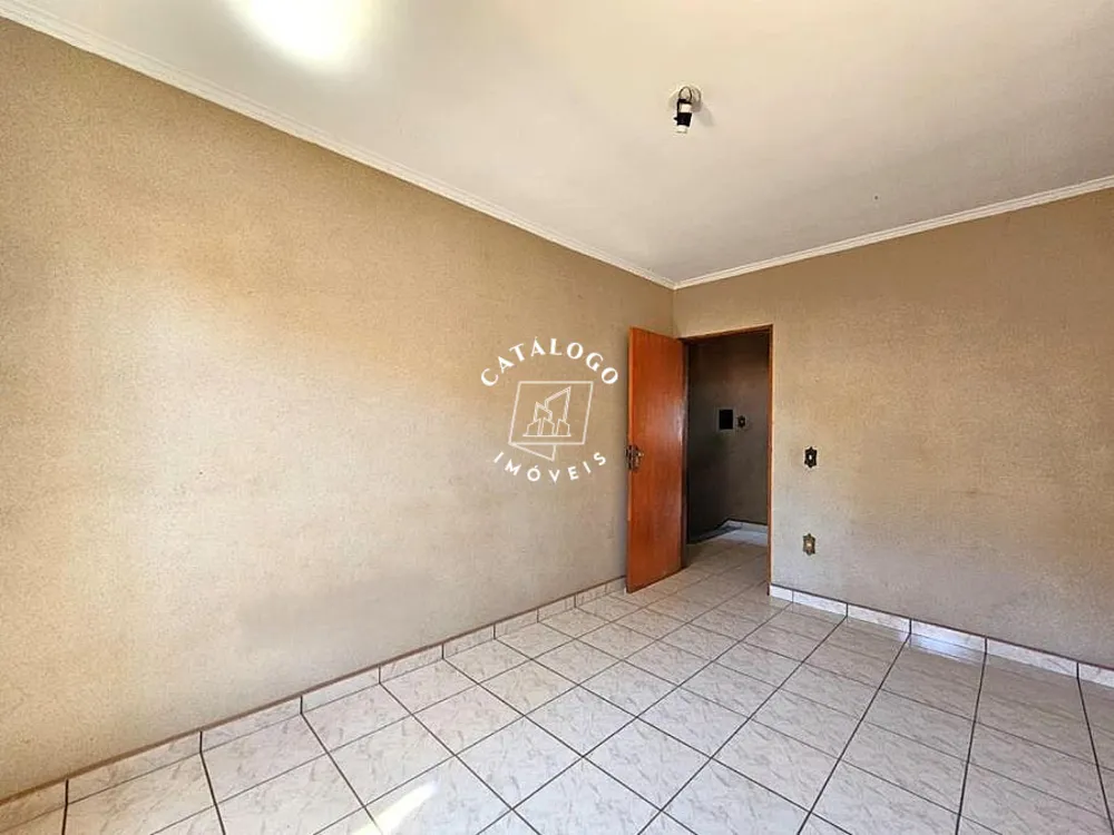 Casa, 4 quartos, 181 m² - Foto 1