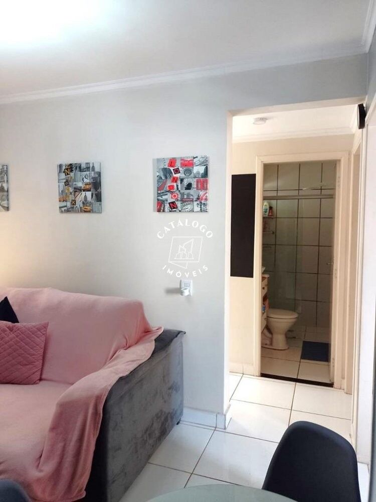 Apartamento à venda com 2 quartos, 43m² - Foto 2