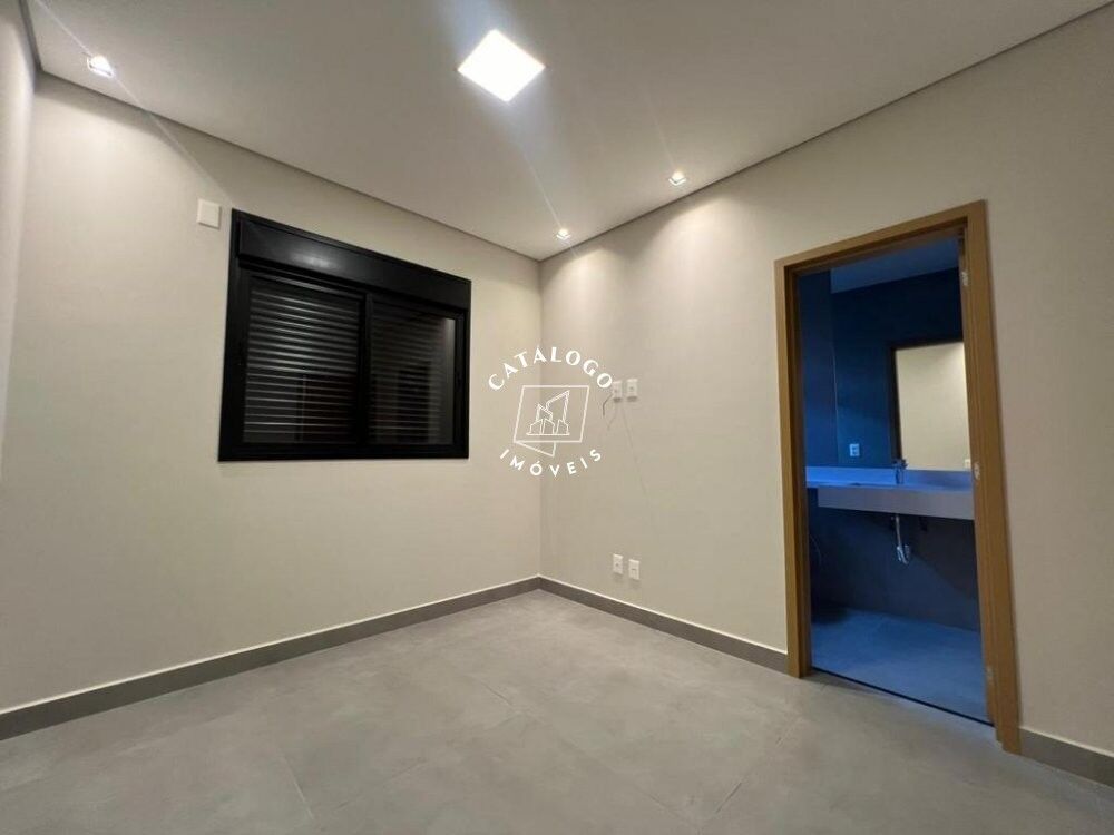 Casa de Condomínio à venda com 3 quartos, 300m² - Foto 2