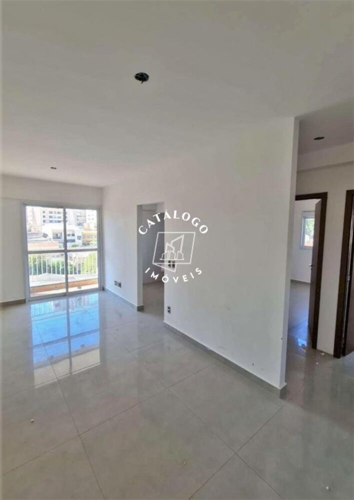 Apartamento à venda com 2 quartos, 67m² - Foto 1