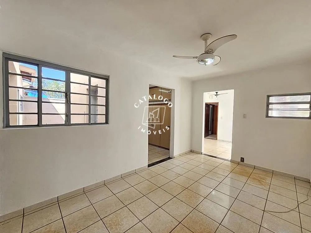 Casa, 4 quartos, 250 m² - Foto 9