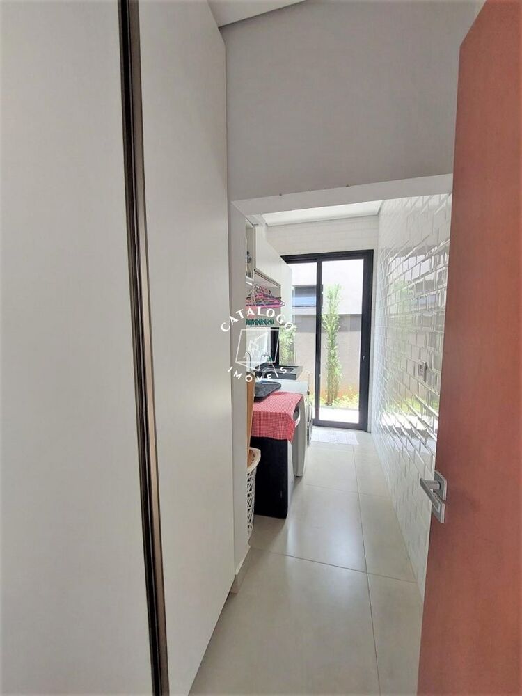 Casa de Condomínio à venda com 3 quartos, 361m² - Foto 6
