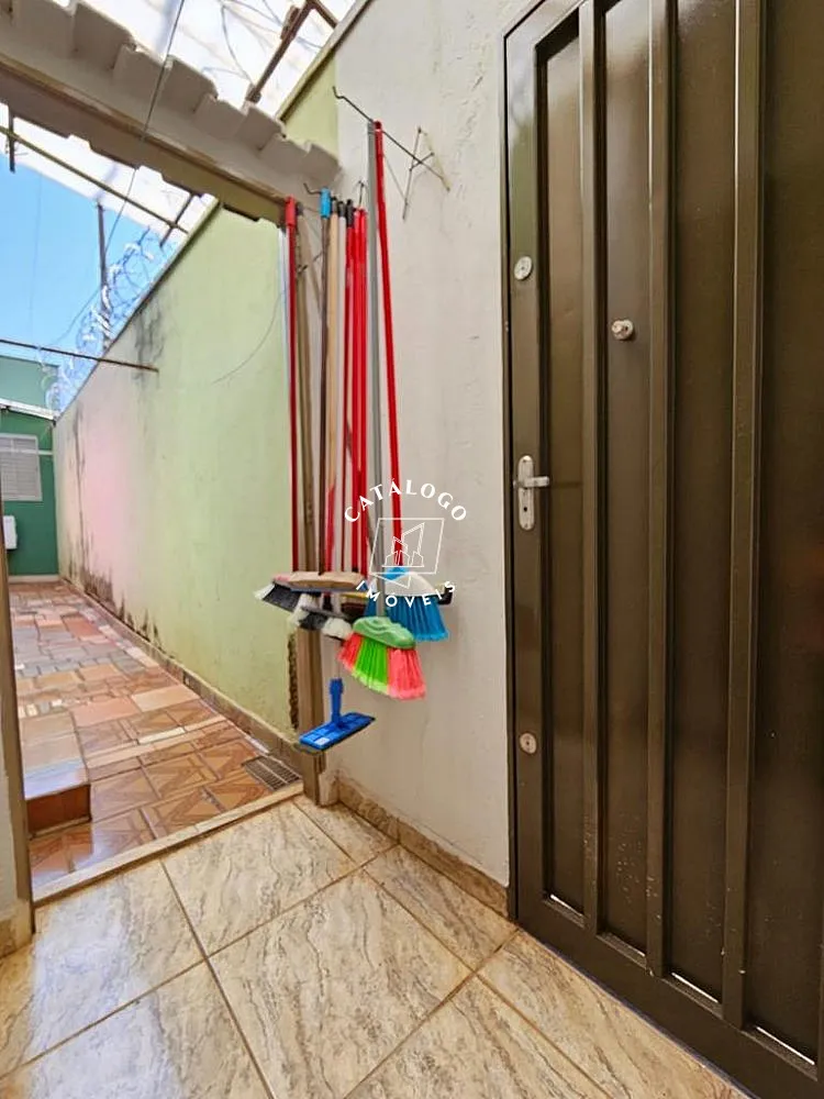 Casa, 4 quartos, 217 m² - Foto 1