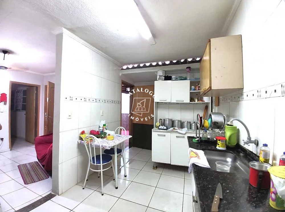 Casa, 2 quartos, 225 m² - Foto 2