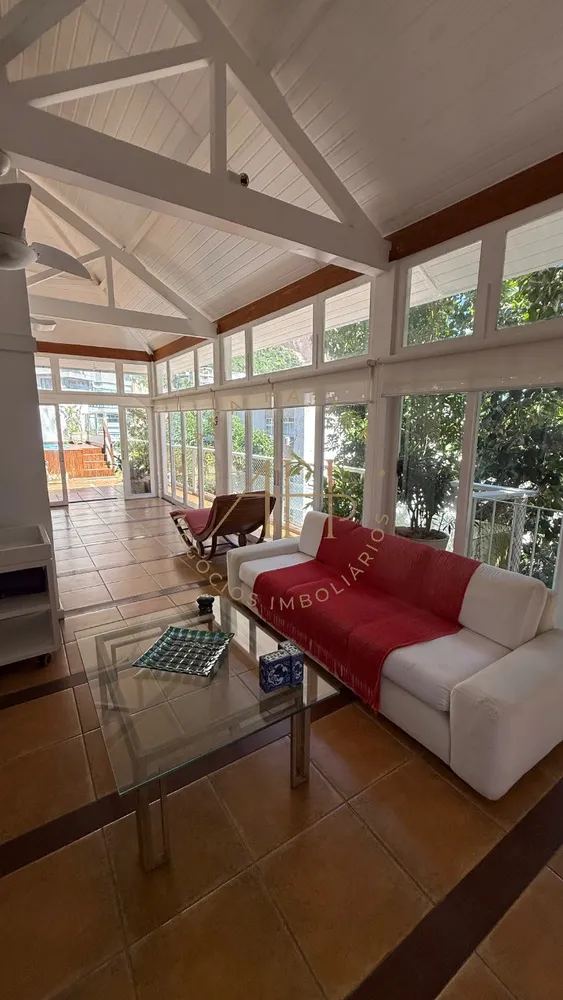 Casa, 4 quartos, 447 m² - Foto 1
