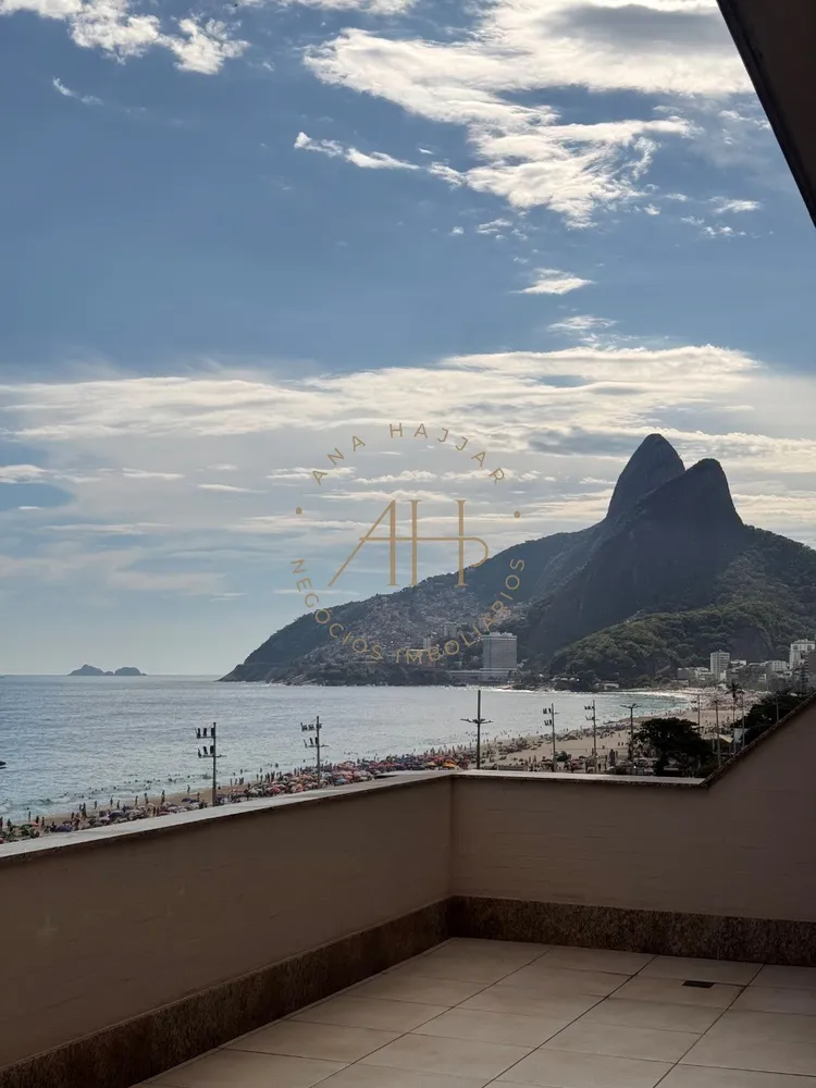 Cobertura, 2 quartos, 200 m² - Foto 1