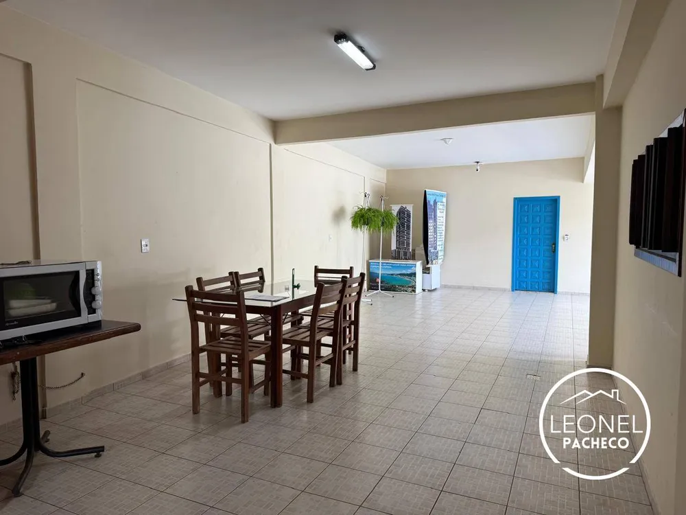 Casa, 3 quartos, 200 m² - Foto 9