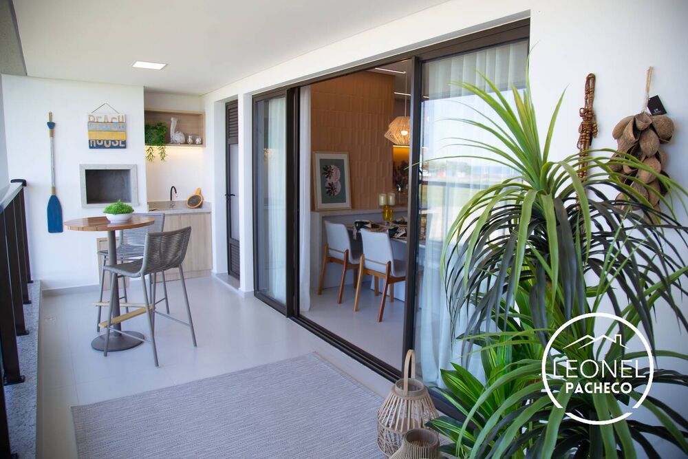 Apartamento à venda com 2 quartos, 85m² - Foto 2