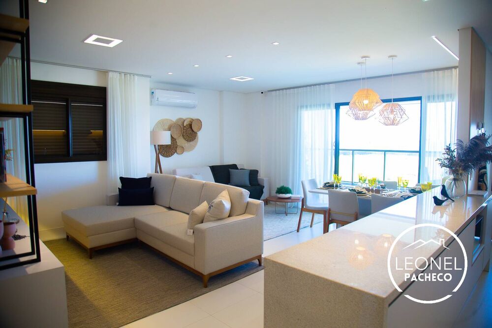 Apartamento à venda com 2 quartos, 85m² - Foto 3