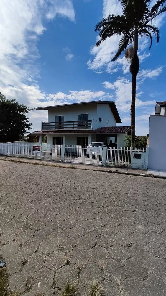 Sobrado, 6 quartos, 198 m² - Foto 5