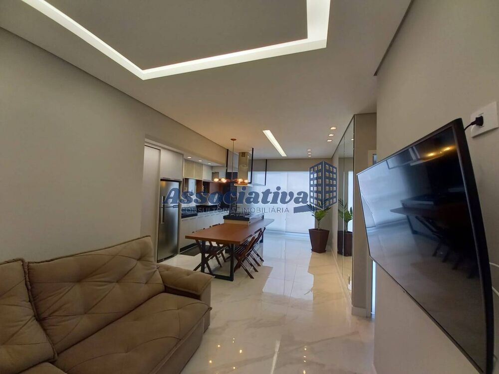 Apartamento à venda com 2 quartos, 68m² - Foto 1