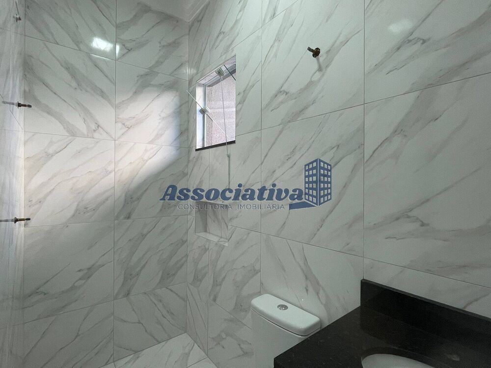 Casa à venda com 3 quartos, 95m² - Foto 4