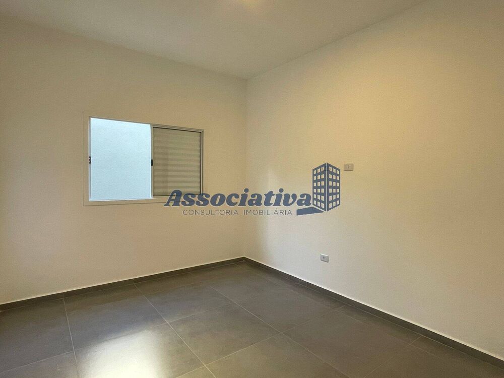 Casa à venda com 3 quartos, 95m² - Foto 3