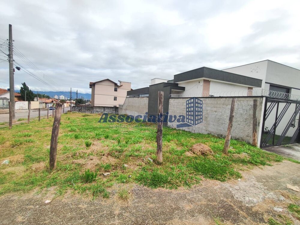 Terreno, 300 m² - Foto 1