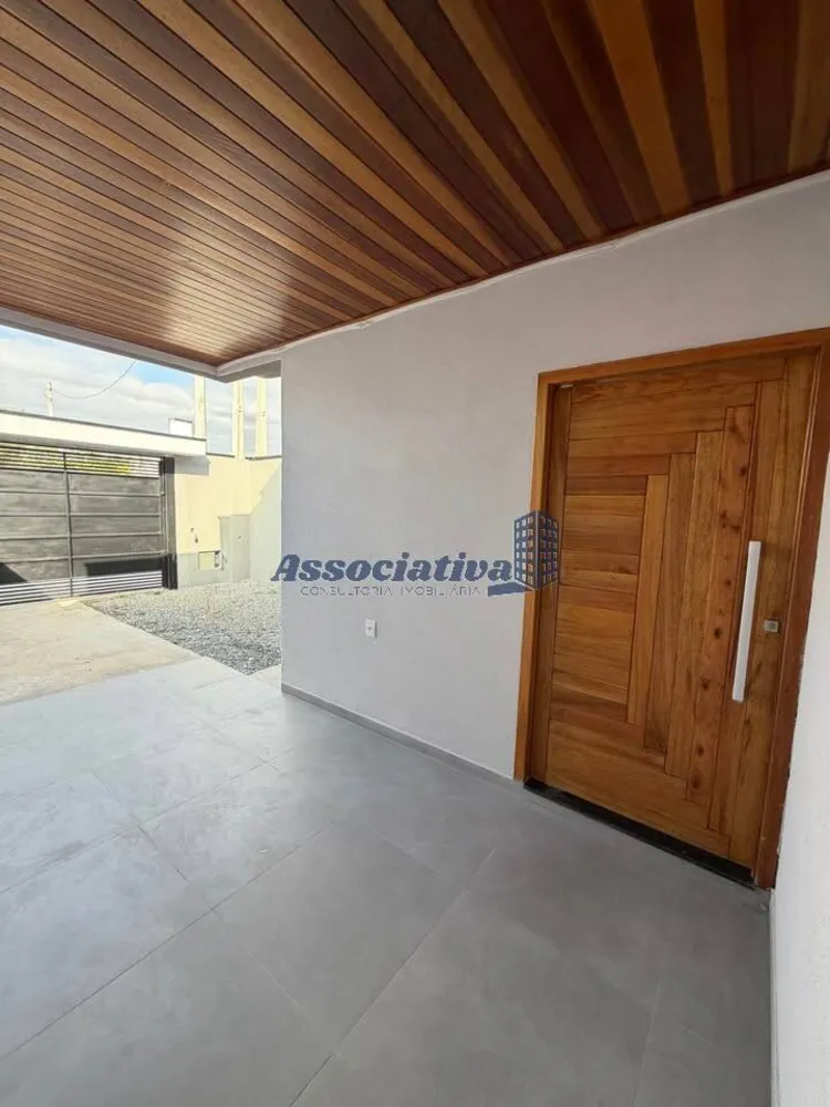Casa, 3 quartos, 94 m² - Foto 2