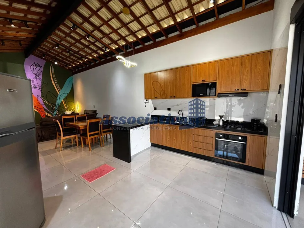 Casa, 3 quartos, 260 m² - Foto 2