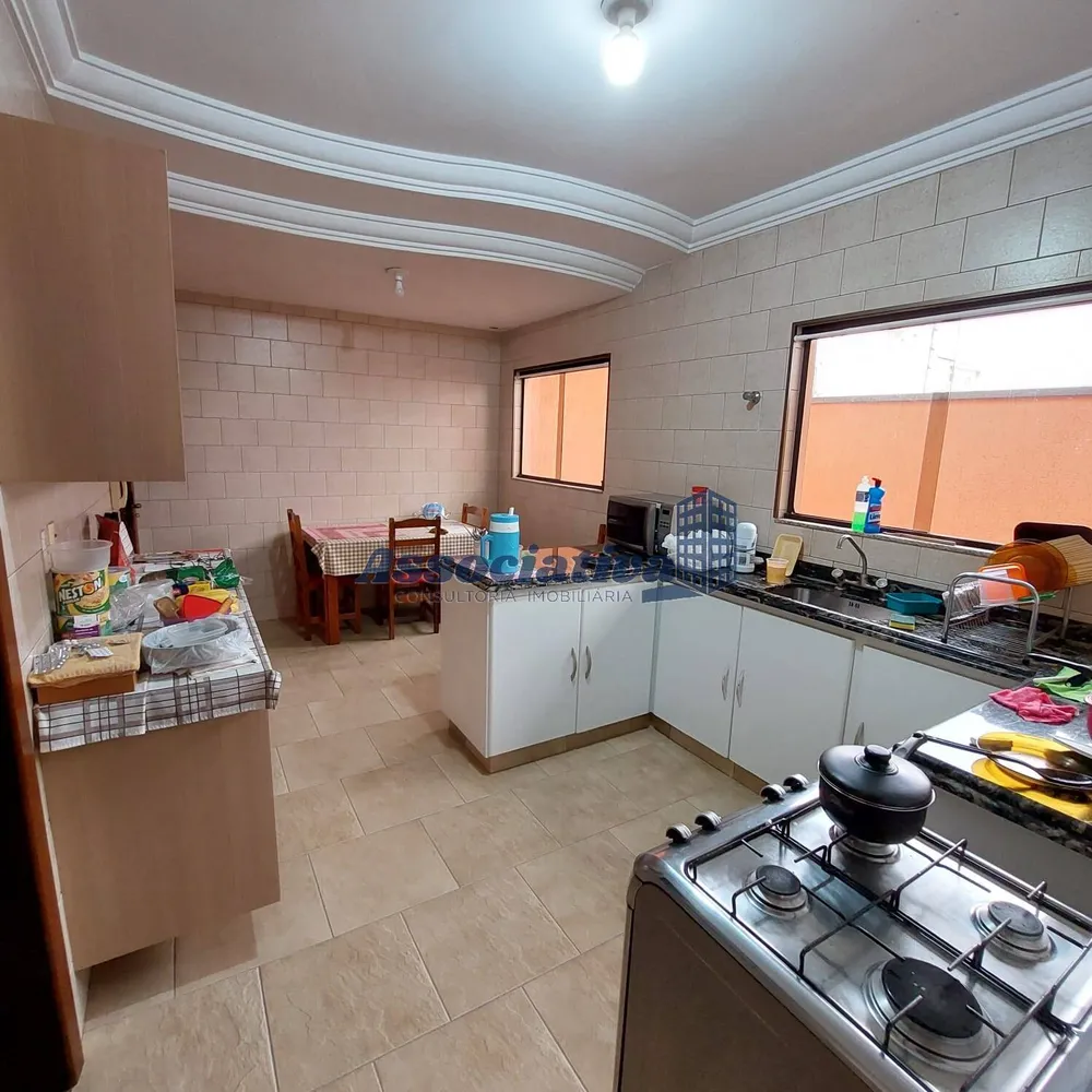 Casa, 4 quartos, 270 m² - Foto 21