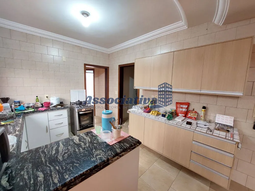 Casa, 4 quartos, 270 m² - Foto 24
