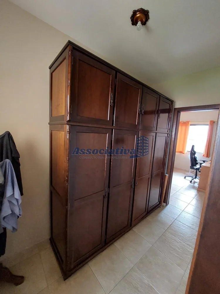 Casa, 4 quartos, 270 m² - Foto 17