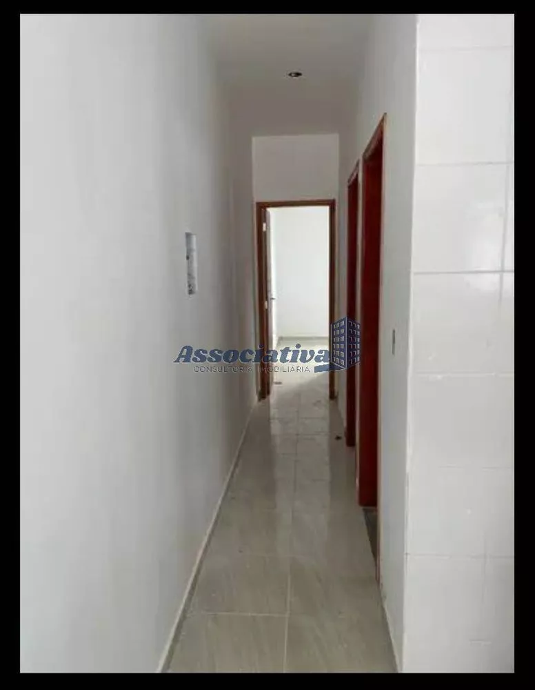 Casa à venda com 2 quartos, 75m² - Foto 5