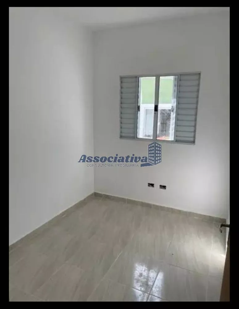 Casa à venda com 2 quartos, 75m² - Foto 10