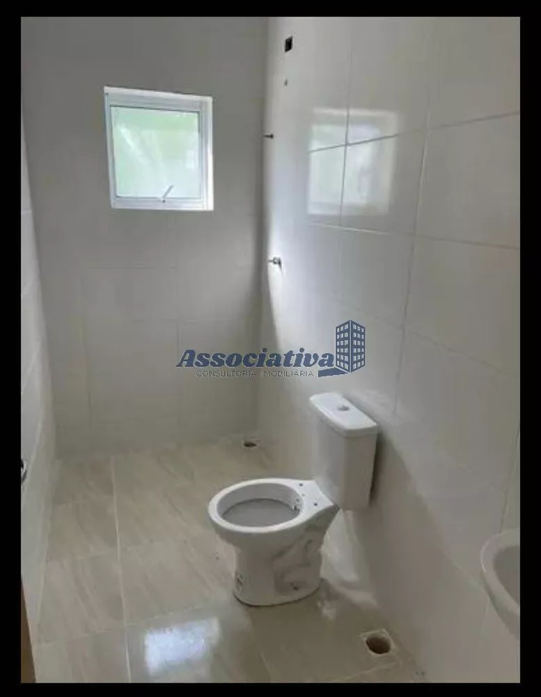 Casa à venda com 2 quartos, 75m² - Foto 11