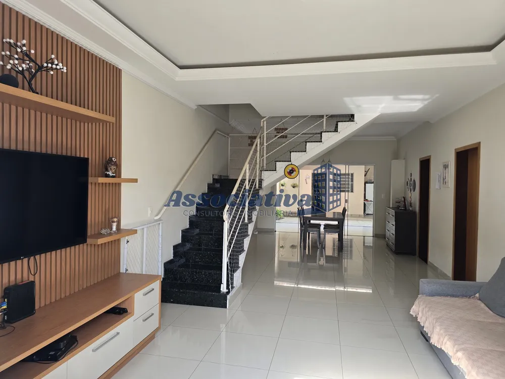 Casa, 4 quartos, 261 m² - Foto 7
