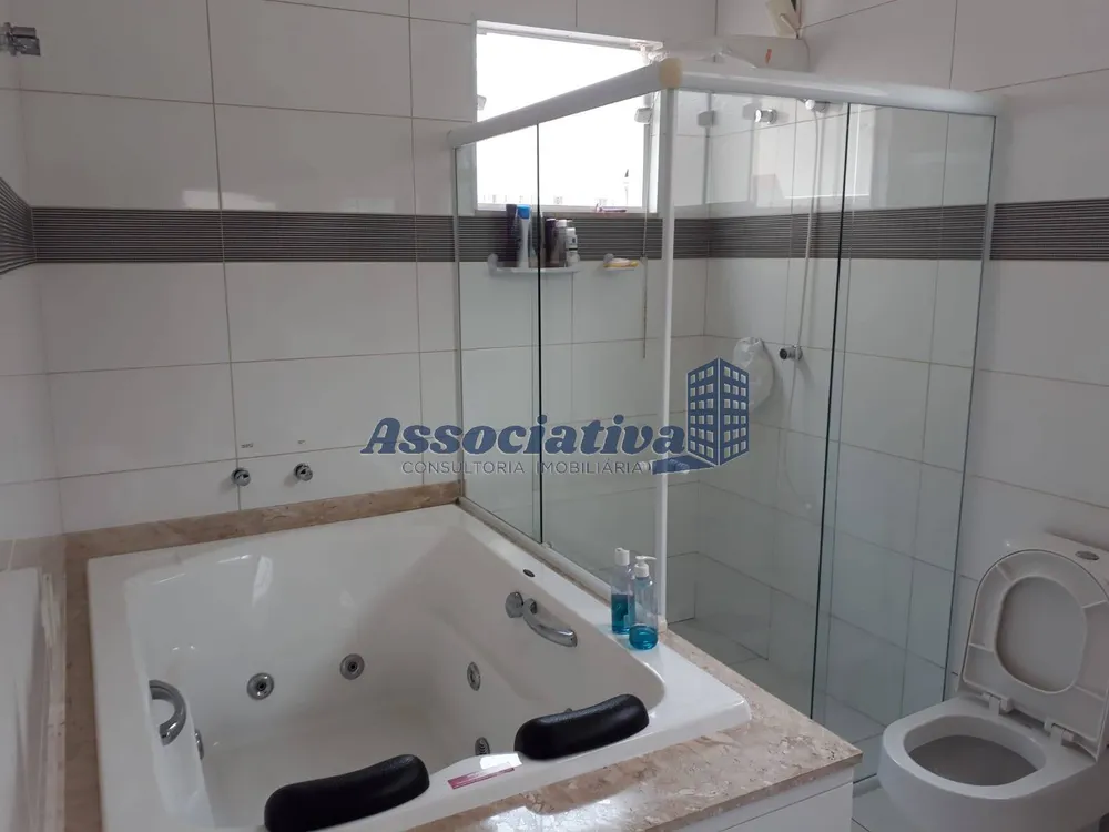 Casa, 4 quartos, 261 m² - Foto 7