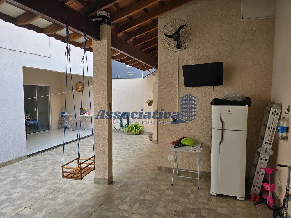 Casa, 4 quartos, 261 m² - Foto 4