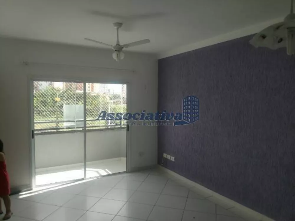 Apartamento à venda com 3 quartos, 82m² - Foto 2