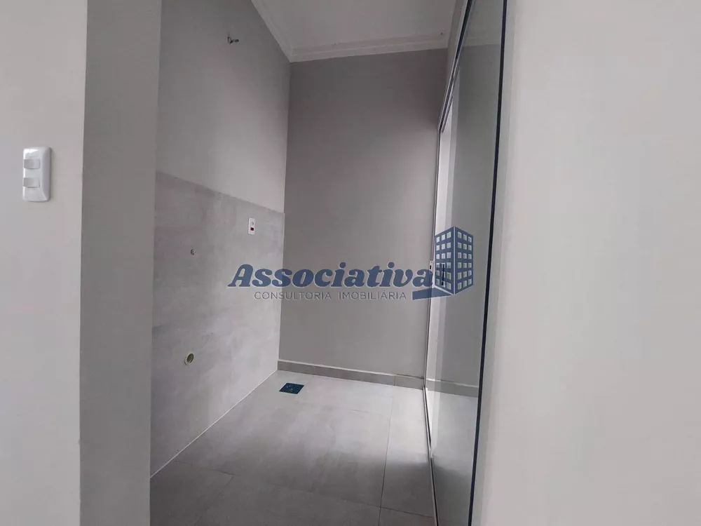 Casa à venda com 3 quartos, 75m² - Foto 10