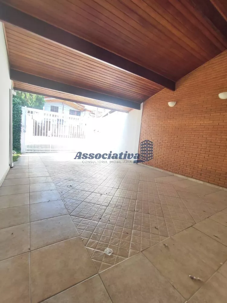 Casa à venda com 3 quartos, 161m² - Foto 3