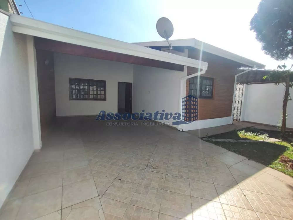 Casa à venda com 3 quartos, 161m² - Foto 2