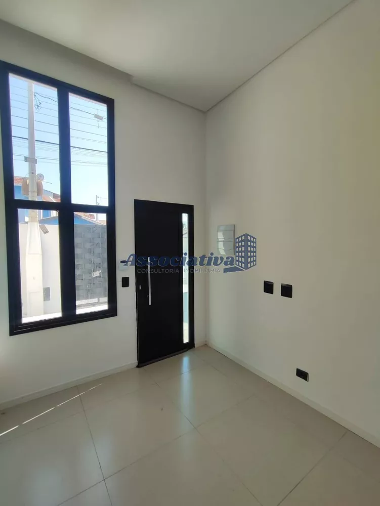 Casa à venda com 3 quartos, 83m² - Foto 4