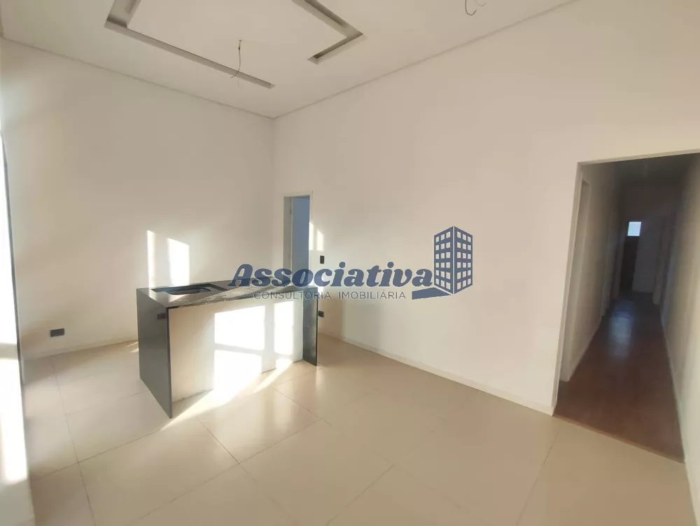 Casa à venda com 3 quartos, 83m² - Foto 11