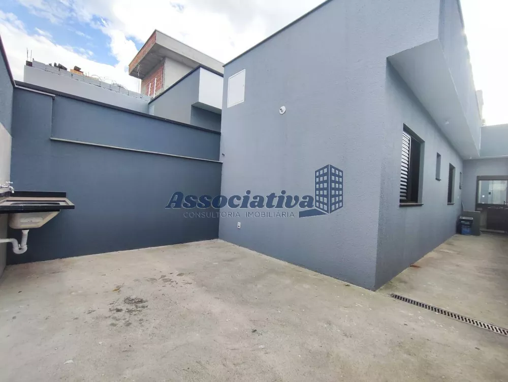 Casa à venda com 2 quartos, 63m² - Foto 10