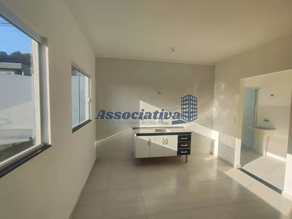 Casa à venda com 2 quartos, 53m² - Foto 10