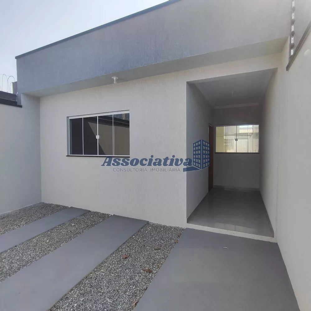 Casa à venda com 2 quartos, 89m² - Foto 1