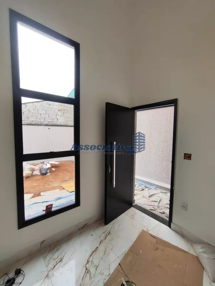 Casa à venda com 3 quartos, 93m² - Foto 8