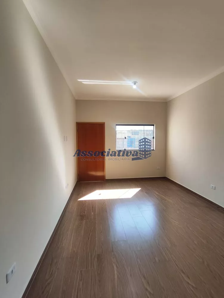 Casa à venda com 2 quartos, 84m² - Foto 5