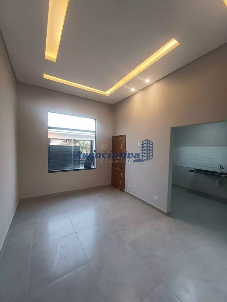 Casa à venda com 3 quartos, 96m² - Foto 3