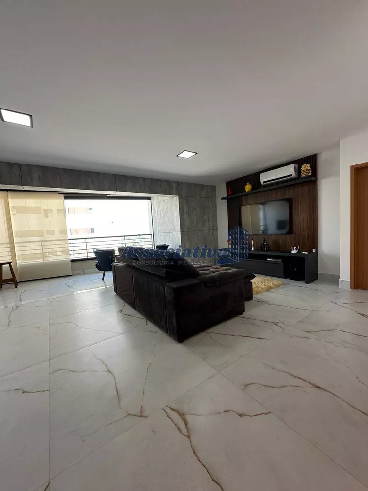 Apartamento à venda com 3 quartos, 155m² - Foto 4