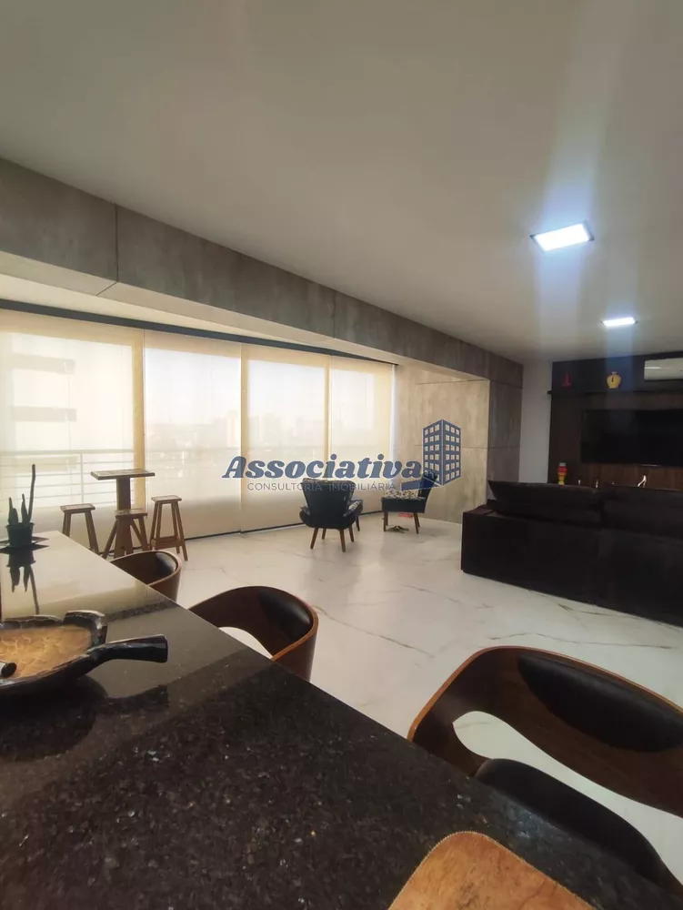 Apartamento à venda com 3 quartos, 155m² - Foto 13