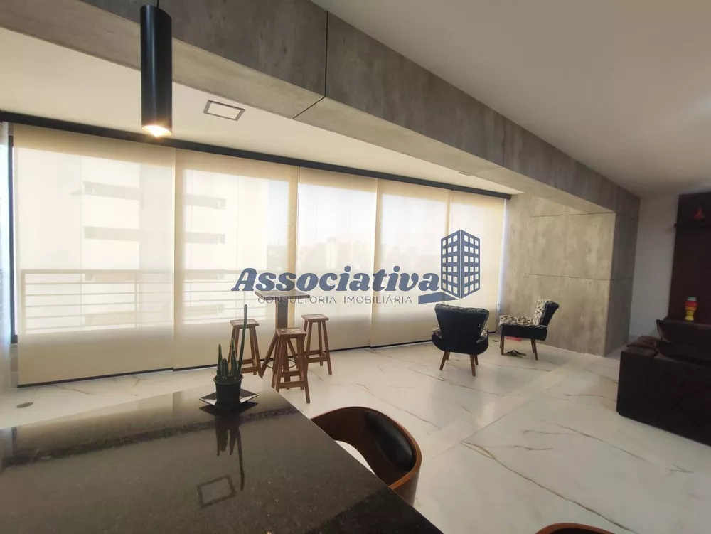 Apartamento à venda com 3 quartos, 155m² - Foto 1