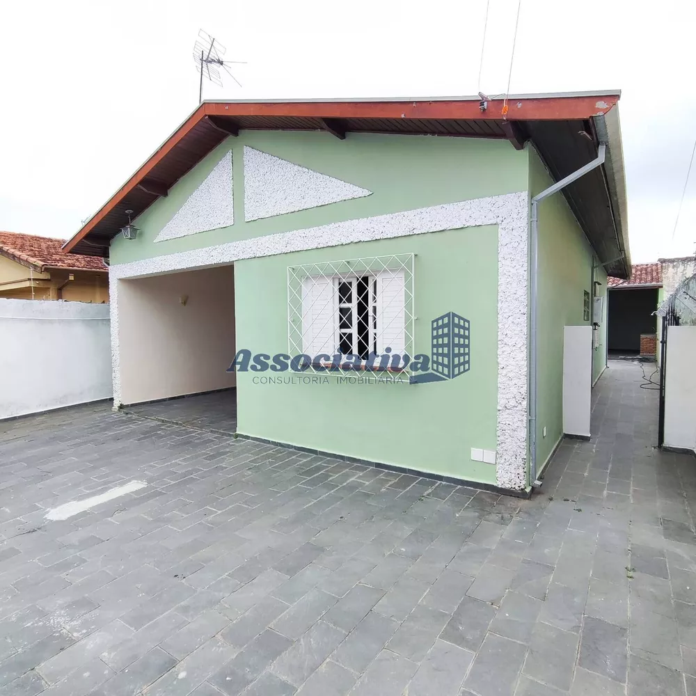 Casa à venda com 3 quartos, 200m² - Foto 3