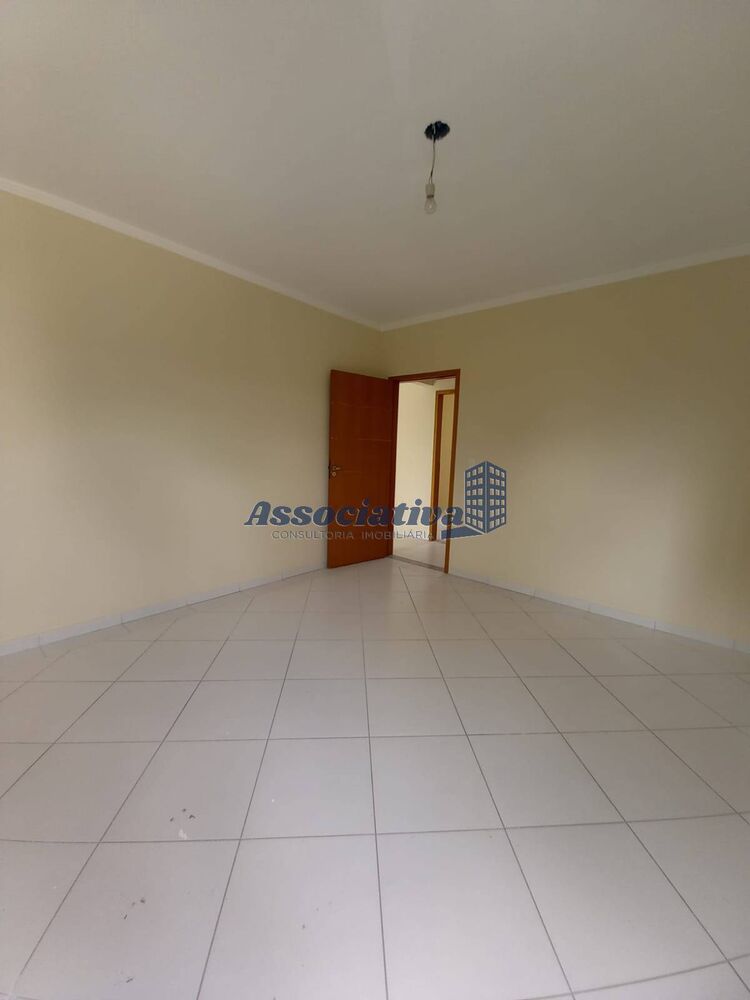 Apartamento à venda com 3 quartos, 99m² - Foto 1