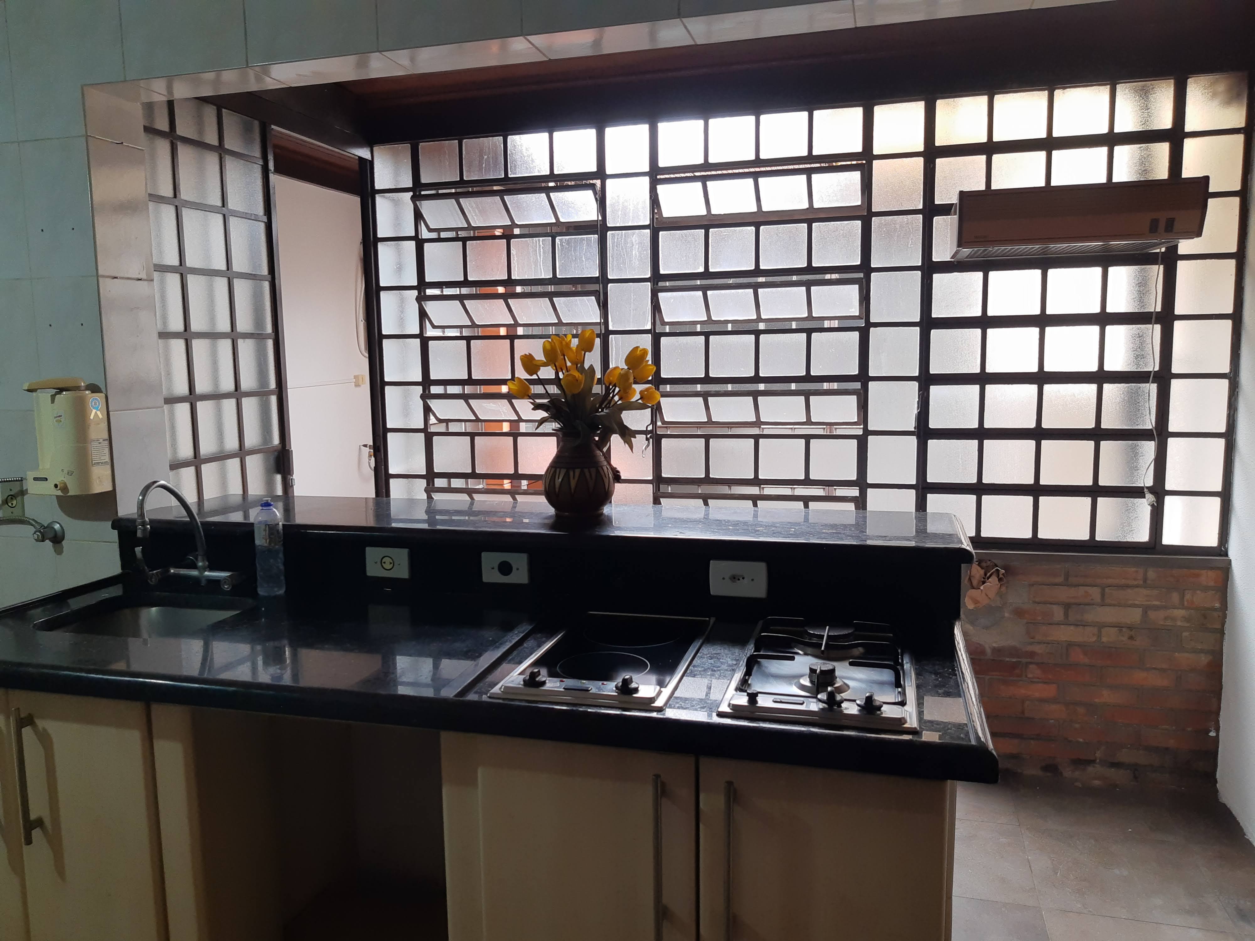 Casa, 4 quartos, 300 m² - Foto 39