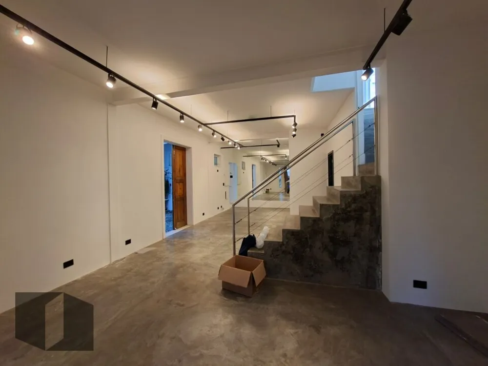 Casa, 3 quartos, 258 m² - Foto 2