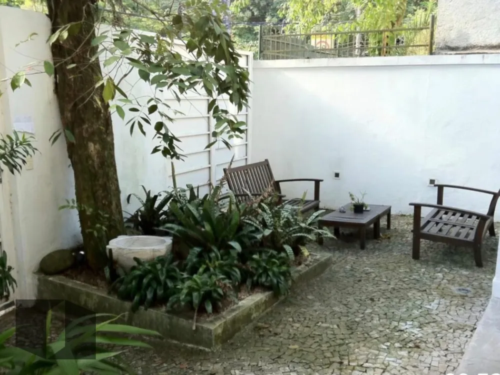 Casa, 3 quartos, 258 m² - Foto 1