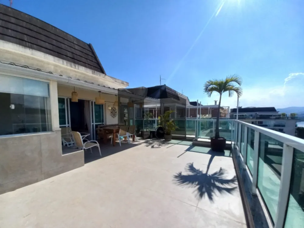 Cobertura, 3 quartos, 203 m² - Foto 6